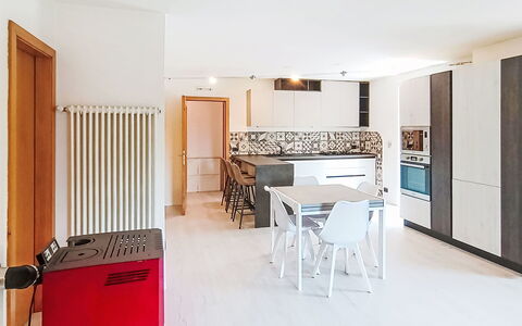 Federica: Sol, Design Intérieur, Meubles, Sol, Bois, Plafond, Pièce, Éclairage, Cuisine, Appartement