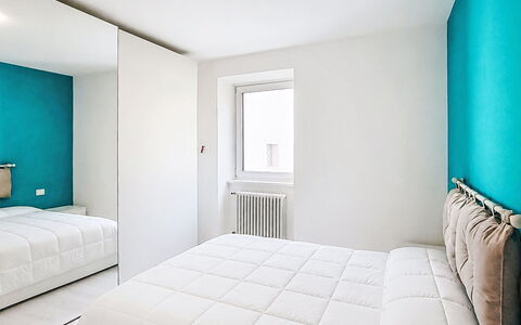 Federica: Meubles, Design Intérieur, Mur, Sol, Sol, Chambre, Bois, Lit, Domicile, Appartement