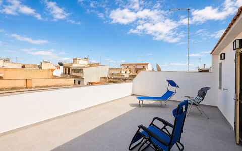 Sole Mare Sicilia: Sol, Appartement, Balcon, Daylighting, Hôtel, Tuile