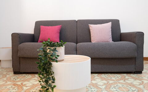Sole Mare Sicilia: Meubles, Canapé, Salon, Design Intérieur, Coussin, Throw Pillow, Confort, Sol, Oreiller