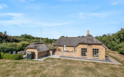 Helma - 580M to the Fjord: Toit, Maison, Zone Résidentielle, Domicile, Biens, Chalet, Conception