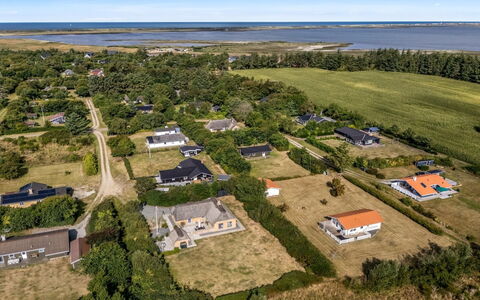Helma - 580M to the Fjord: Toit, Maison, Zone Résidentielle, Domicile, Biens, Chalet, Conception