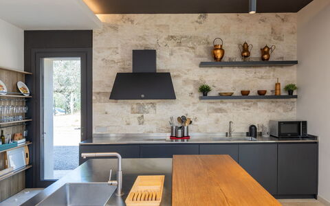 San Giuseppe: Cuisine, Comptoir, Design Intérieur, Sol, Meubles, Bois, Appareil De Cuisine, Luminaire, Cabinetry, Éclairage