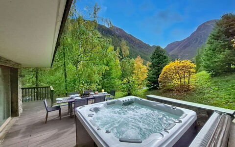 Grimentz 630: Recours, Eco Hôtel, Piscine, Jacuzzi, Vallée, Baignoire, Luminaire Plomberie, Hôtel
