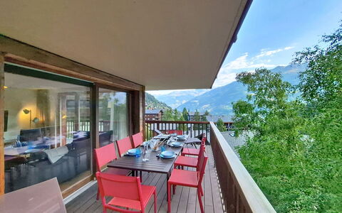 Les Rahâs A5: Balcon, Eco Hôtel, Chaise, Porche, Vallée, Tache De Bois, Village De Montagne, Plante D'Appartement, Recours