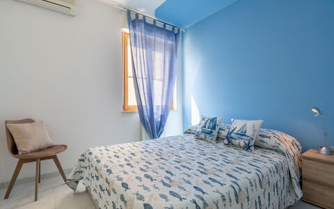 Mariposa: Bleu, Design Intérieur, Meubles, Sol, Sol, Chambre, Mur, Lit, Bois, Plafond