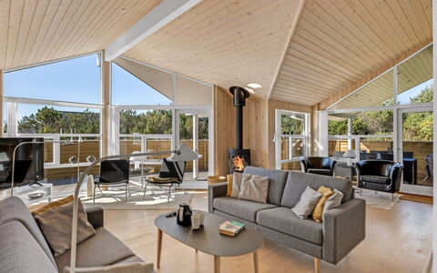 Isbiorn - 800M from the Sea: Bois, Design Intérieur, Plafond, Sol, Salon, Canapé, Sol, Domicile, Meubles
