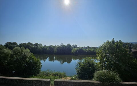 Alla Terrazza sul Fiume: Bleu, L'Eau, Ressources En Eau, Plan D'Eau, La Nature, Environnement Naturel, Paysage Naturel, Cours D'Eau, Voie Navigable, Banque