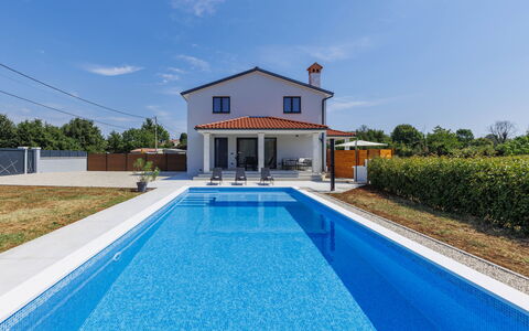 Eroa: Bleu, Piscine, Domicile, Composite, Biens, Recours, Eco Hôtel, Villa, Caractéristique De L'Eau, Thermes