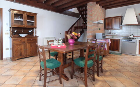 Ca' Rustica: Meubles, Sol, Design Intérieur, Bois, Table, Sol, Table Cuisine Et Salle A Manger, Chaise, Cuisine, Pièce