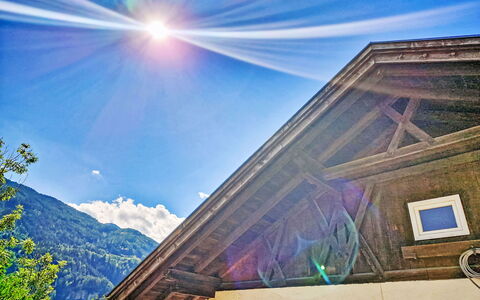 Alpenchalet Gundolf: Meubles, Design Intérieur, Chaise, Sol, Table, Recours, Sol, Plafond, Pièce, Eco Hôtel