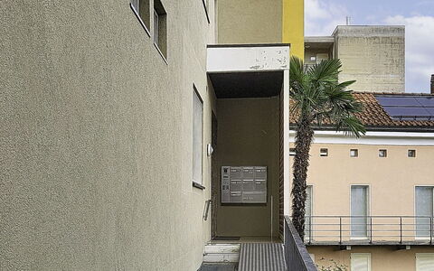 Casa Sole sul Lago: Meubles, Design Intérieur, Chaise, Sol, Table, Recours, Sol, Plafond, Pièce, Eco Hôtel