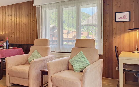 Grand-Pré B: Meubles, Design Intérieur, Bois, Plafond, Pièce, Sol, Confort, Salon, Canapé, Chaise