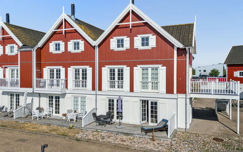 Loan - 10M to the Fjord: L'Eau, Voie Navigable, Canal, Bateau, Navire, Cotiers Et Relief Océaniques, Mer, Quai, Côte, Marina