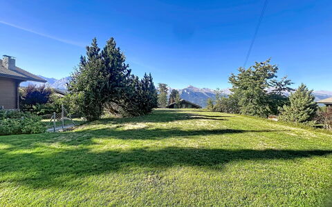 Les Naines Brunes: Herbe, Vert, Paysage, Colline, Prairie, Lot Terre, Plaine, Pelouse, Chaîne De Montagnes, Station De Montagne