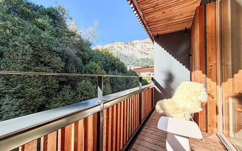 Selva 42: Bois, Balcon, Tache De Bois, Dur, Eco Hôtel, Planche, Contre-Plaqué, Daylighting, Porche, Village De Montagne