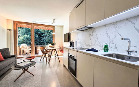Selva 42: Design Intérieur, Cuisine, Meubles, Sol, Comptoir, Bois, Sol, Appareil De Cuisine, Plafond, Pièce