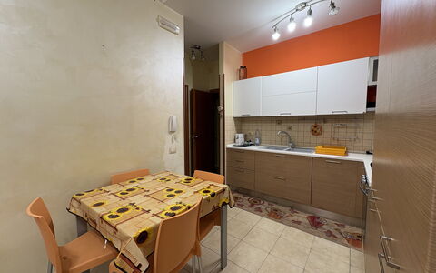 Appartamento Il Vulcano: Sol, Cuisine, Appareil De Cuisine, Sol, Principaux Appliance, Bois, Meubles, Design Intérieur, Comptoir, Plafond
