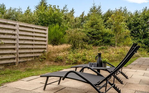 Helemine - 800M from the Sea: Métal, Jardin, Mobilier De Jardin, Balancelle, Conception, Dur, Acier, Aluminium