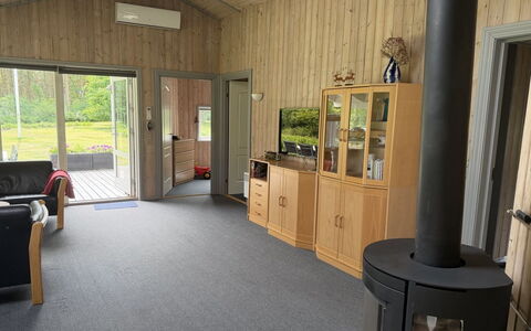 Fritzy - 1.5Km from the Sea: Bois, Meubles, Appartement, Pièce, Plafond, Tache De Bois, Chaise, Dur, Vernis, Lumber