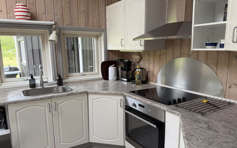 Fritzy - 1.5Km from the Sea: Bois, Meubles, Appartement, Pièce, Plafond, Tache De Bois, Chaise, Dur, Vernis, Lumber