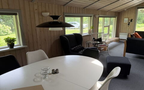 Fritzy - 1.5Km from the Sea: Bois, Meubles, Appartement, Pièce, Plafond, Tache De Bois, Chaise, Dur, Vernis, Lumber
