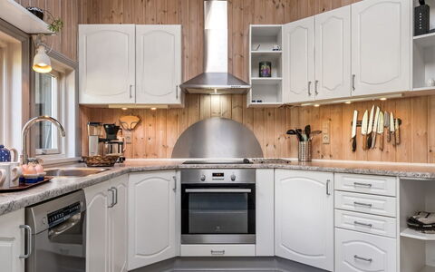 Fritzy - 1.5Km from the Sea: Cuisine, Appareil De Cuisine, Principaux Appliance, Plafond, Comptoir, Cabinetry, Électroménager, Luminaire, Pièce