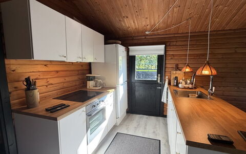 Majvor - from the Sea: Bois, Meubles, Appartement, Pièce, Plafond, Tache De Bois, Chaise, Dur, Vernis, Lumber