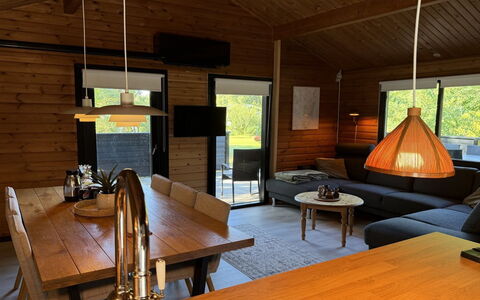 Majvor - from the Sea: Bois, Meubles, Appartement, Pièce, Plafond, Tache De Bois, Chaise, Dur, Vernis, Lumber