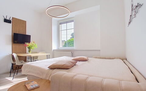 Buky Escape: Meubles, Design Intérieur, Mur, Sol, Sol, Lit, Chambre, Bois, Plafond, Pièce