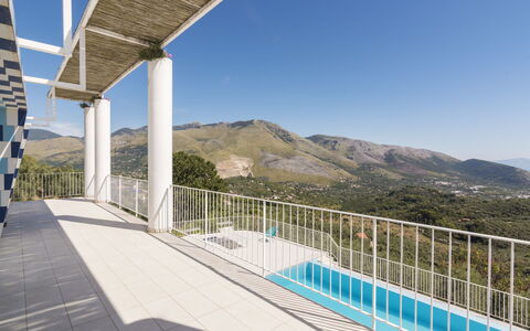 Capri: Porche, Appartement, Balcon, Piscine, Biens, Ombre, Villa, Recours, Hôtel, Daylighting