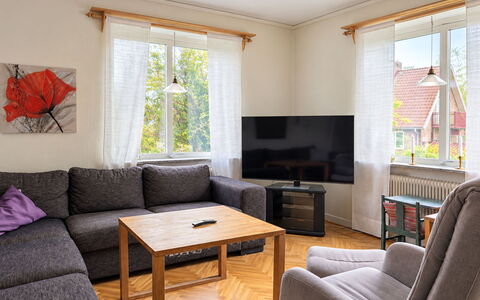 Eketångalyckan: Meubles, Design Intérieur, Sol, Sol, Plafond, Pièce, Chaise, Table, Appartement, Table Cuisine Et Salle A Manger