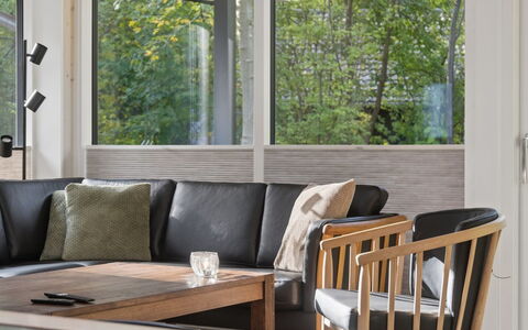 Zelma - 1.5Km from the Sea: Meubles, Design Intérieur, Bois, Sol, Sol, Table, Chaise, Verre, Salon, Tache De Bois