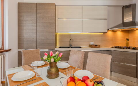 Al Roccolo: Meubles, Cuisine, Design Intérieur, Sol, Comptoir, Appareil De Cuisine, Cabinetry, Bois, Domicile, Principaux Appliance
