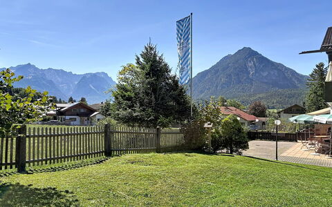 Edelweiss: Sol, Plafond, Piscine, Recours, Conception, Chaise, Daylighting, Hôtel, Villa, Appartement Penthouse