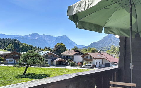 Edelweiss: Sol, Plafond, Piscine, Recours, Conception, Chaise, Daylighting, Hôtel, Villa, Appartement Penthouse