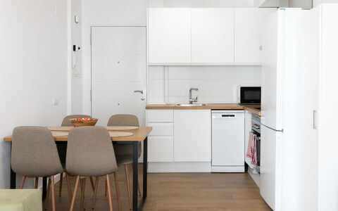 Caribe: Meubles, Sol, Design Intérieur, Cuisine, Comptoir, Sol, Bois, Appareil De Cuisine, Table Cuisine Et Salle A Manger, Parquet