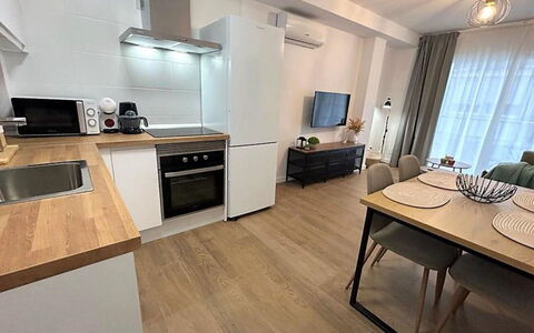 Caribe: Sol, Meubles, Comptoir, Cuisine, Design Intérieur, Sol, Bois, Appareil De Cuisine, Principaux Appliance, Cabinetry