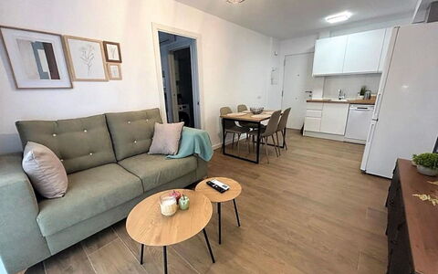 Caribe: Meubles, Sol, Sol, Design Intérieur, Bois, Parquet, Pièce, Table, Appartement, Chaise