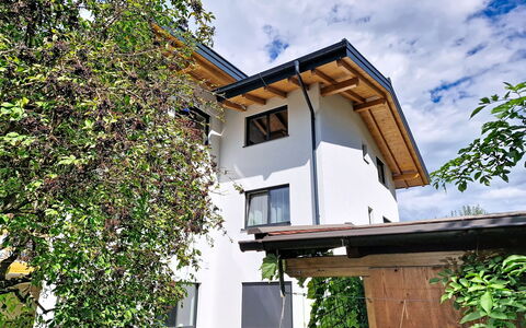 Das Maridl: Bâtiment, Maison, Domicile, Architecture, Zone Résidentielle, Chalet, Siding, Balcon, Daylighting, Villa