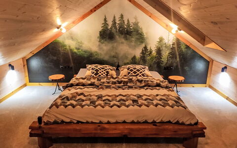 Worławki 100: Meubles, Chambre, Lit, Design Intérieur, Literie, Drap De Lit, Bois, Éclairage, Sol, Plafond