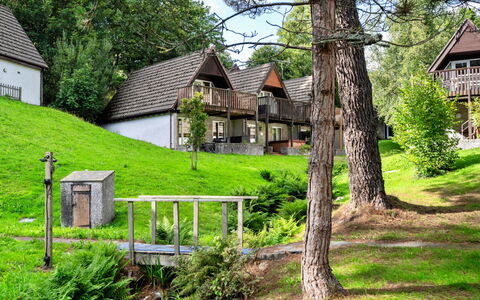 Daisy Valley Lodge: Maison, Chalet, Domicile, Établissements Humains, Zone Rurale, Pelouse, Jardin, Cour, Ferme, Village