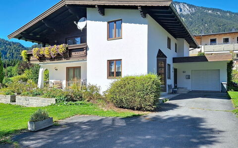 Ferienhaus Lanzinger: Bâtiment, Maison, Toit, Arbuste, Domicile, Zone Résidentielle, Chalet, Établissements Humains, Zone Rurale