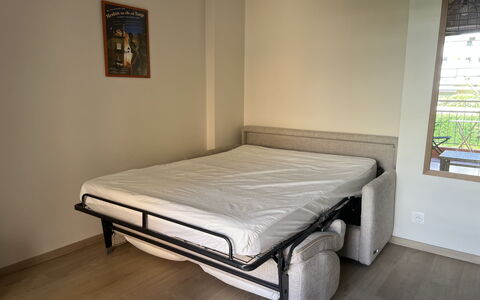 Le Magellan: Meubles, Bois, Sol, Sol, Lit, Chambre, Design Intérieur, Linge, Cadre De Lit, Pièce