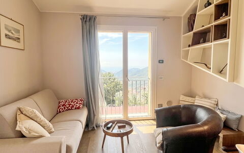 Borgo dei Fiori: Meubles, Design Intérieur, Sol, Mur, Sol, Bois, Pièce, Plafond, Appartement, Salon