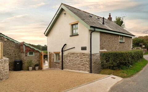 Horsepool Cottage: Balcon