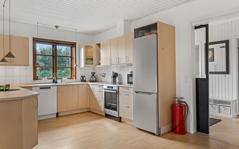 Anarosa - 6Km from the Sea: Cuisine, Sol, Design Intérieur, Bois, Meubles, Sol, Appareil De Cuisine, Plafond, Cabinetry, Comptoir