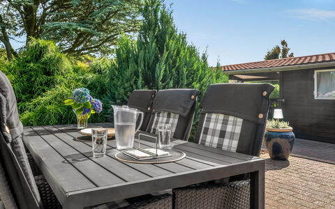 Anarosa - 6Km from the Sea: Meubles, Mobilier De Jardin, Chaise, Table, Tableau De Plein Air, Table Cuisine Et Salle A Manger, Jardin, Patio, Ombre, Pot De Fleur