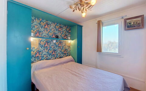 A Casetta: Bois, Design Intérieur, Sol, Chambre, Pièce, Plafond, Drap De Lit, Literie, Lit, Appartement