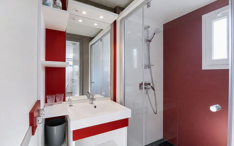 A Casetta: Salle De Bains, Luminaire Plomberie, Sol, Sol, Évier, Design Intérieur, Lavabo, Robinet, Plomberie, Toilette